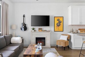 Fernseher, Arbeitsbereiche