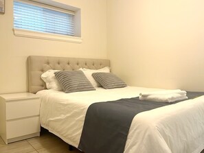 2 chambres, coffre-fort, bureau, accès au Wi-Fi (inclus)