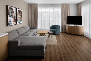 55-inch Smart TV with cable channels, Netflix, streaming services - The Westin Atlanta Gwinnett (Duluth)