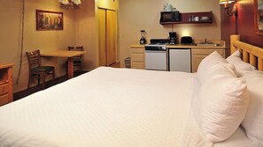 2 Schlafzimmer, Zimmersafe, Bügeleisen/Bügelbrett, WLAN