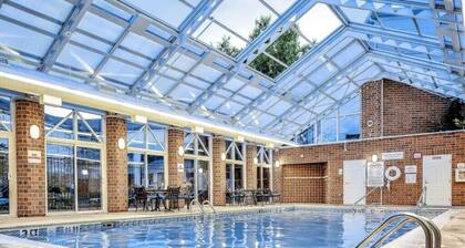 South Bend | Tailgate HQ | Pool + Hot Tub