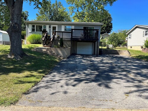 Cozy home with great outdoor space to relax, bbq or play with your fur baby. 