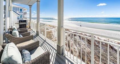 LUXURY HOUSE ON PRIVATE BEACH: Gulf Front Hot Tub, 5 King Suites, Beach Svc