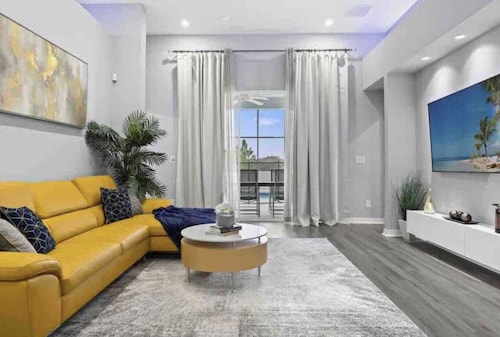 Luxury Pool/Spa themed home near Disney World/Universal