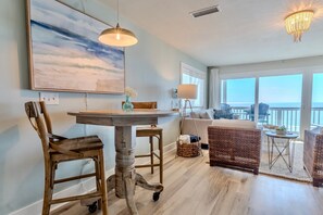 Smart TV - Blue Haven 30a - Gulf front getaway on 30a (Seacrest Beach)