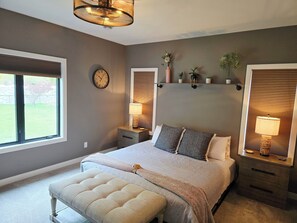 5 bedrooms, desk, iron/ironing board, free WiFi