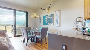 TV, fireplace - Close to Slopes | WiFi | Hot Tub | Valley View Villas 1 (Angel Fire)