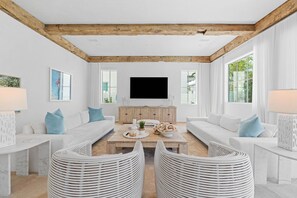 電視、乒乓球設施