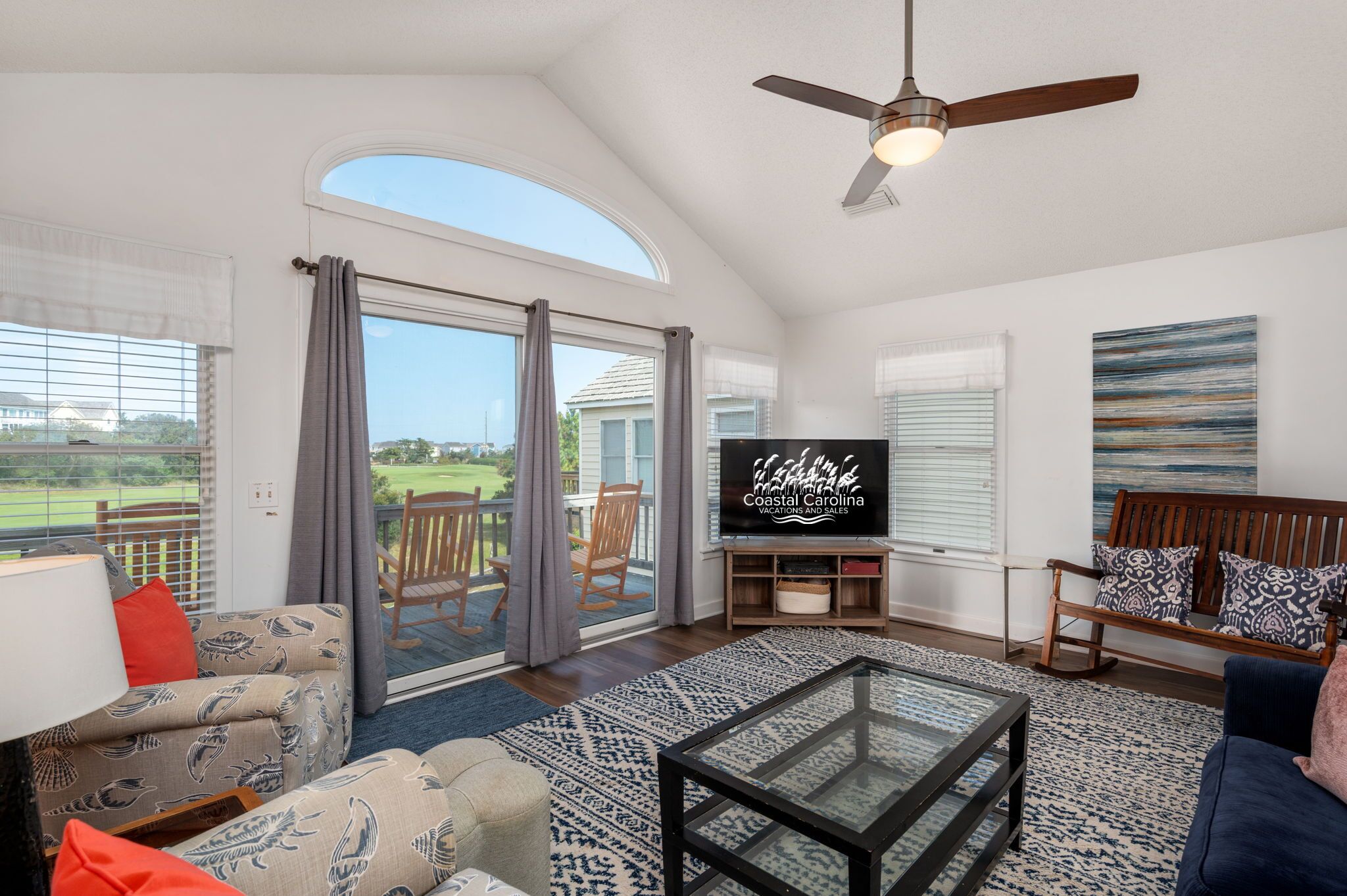 Sandy T'z: Soundside, Golf Course Views, Oceanfront Community Pool - Nags Head, NC