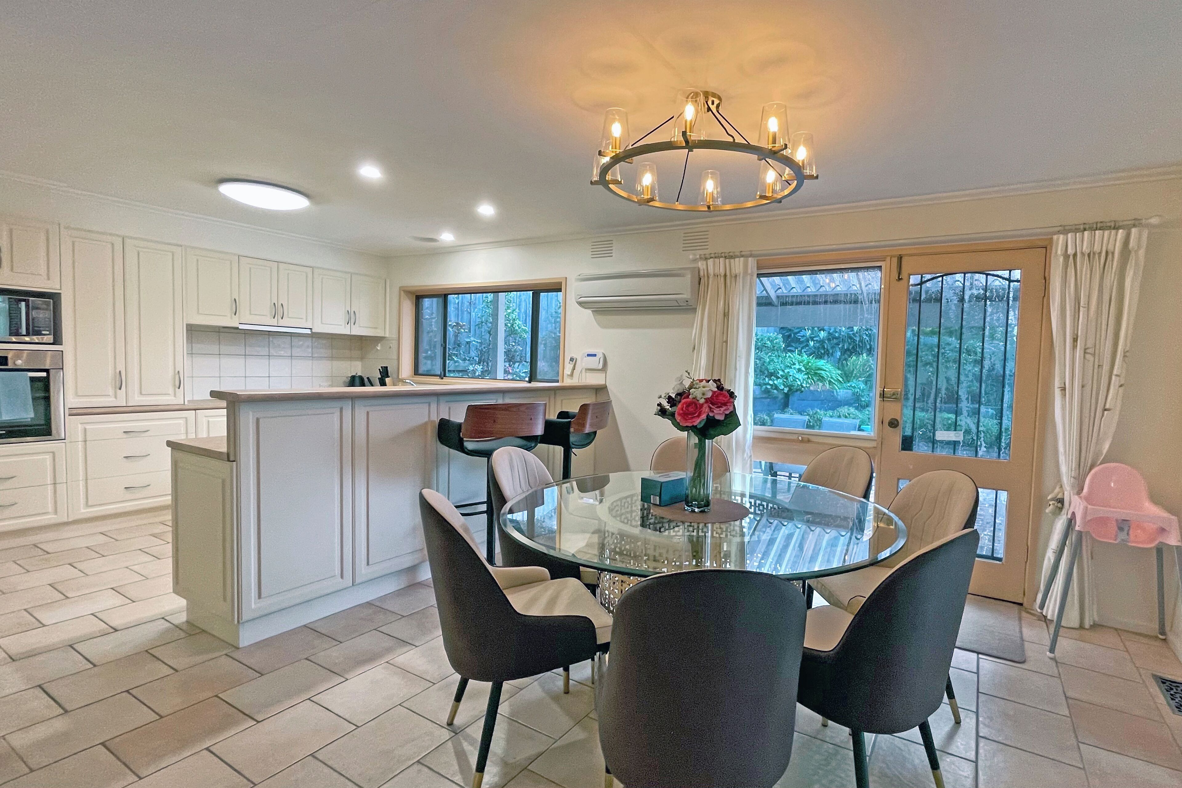 Family House | Dining room