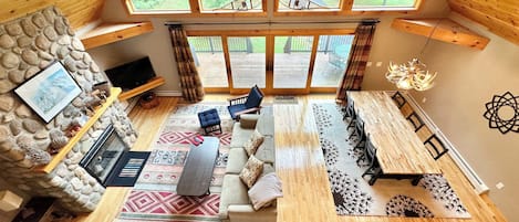 TV connectée, cheminée