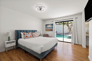 Unclassified image, 4 of 45, button - 'Serrano' Palm Desert gem w/ pool & spa (Palm Desert)