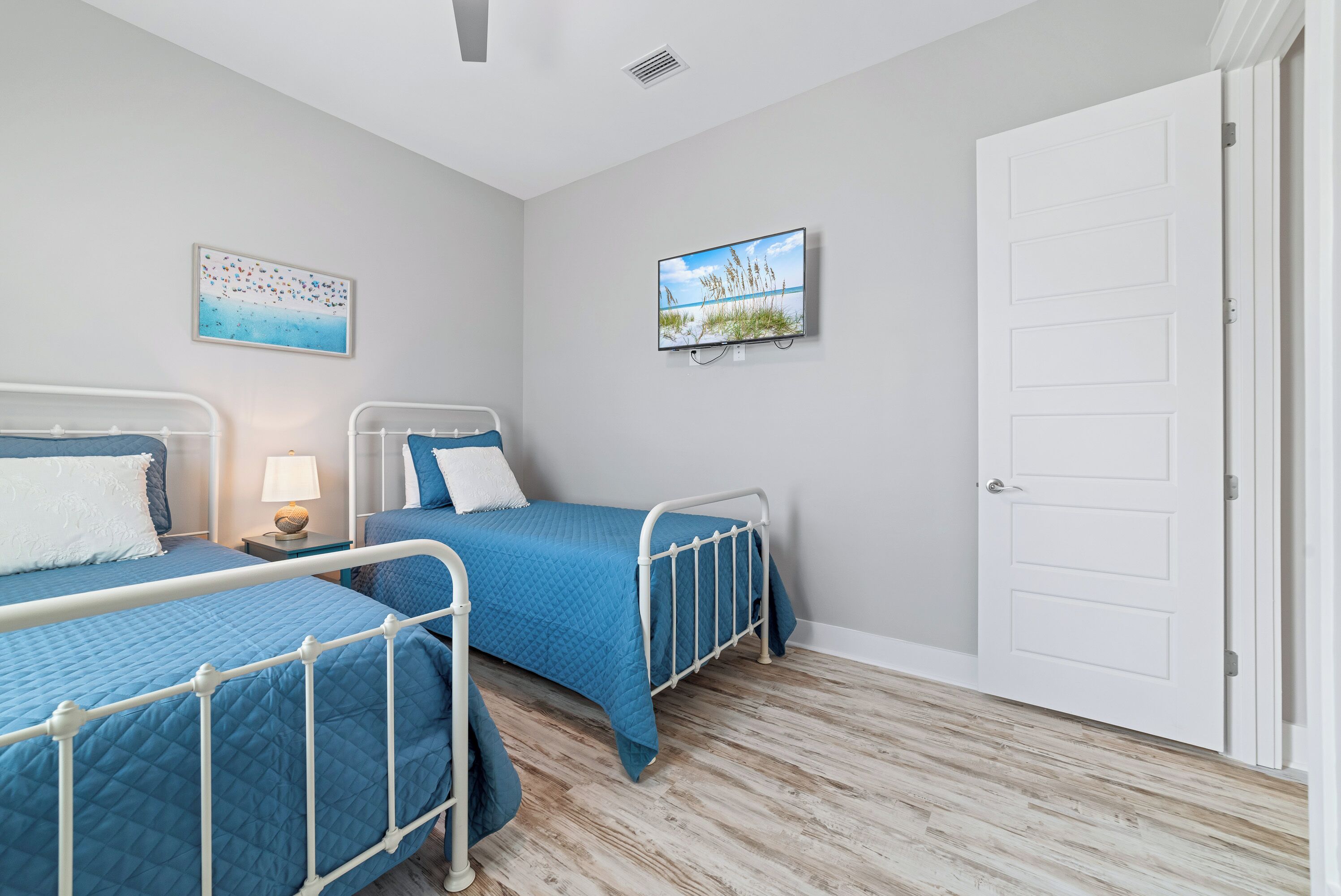 3 soverom, strykejern/-brett, wi-fi og sengetøy