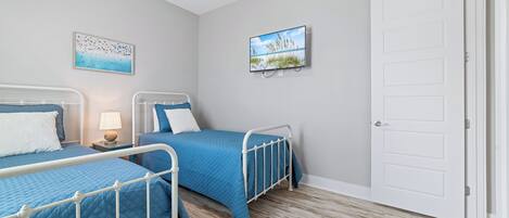 3 soverom, strykejern/-brett, wi-fi og sengetøy