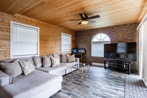 TV connectée, cheminée, imprimantes