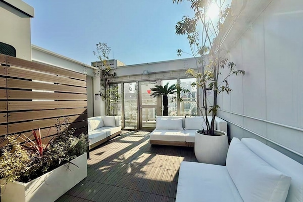 32-Zoll-Flachbildfernseher mit Digitalempfang