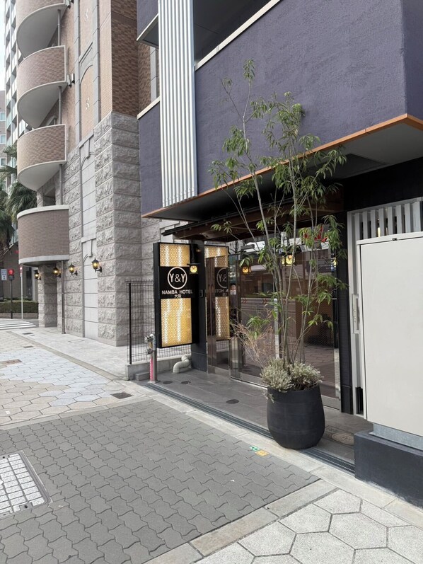Front of property - Y&Y NAMBA HOTEL Osaka (Osaka)