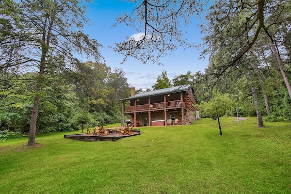 Welcome to Sugar Grove Log Cabin! This beautiful cabin in nature is the perfect spot to relax and recharge!