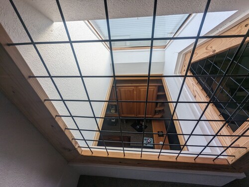 CUSTOM HOME, WALK TO RESTAURANTS, GROCERY, PARK, PETS&420 OK,COOL NEIGHBORHOOD 