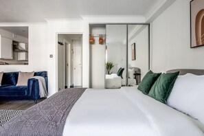 Bügeleisen/Bügelbrett, WLAN, Bettwäsche