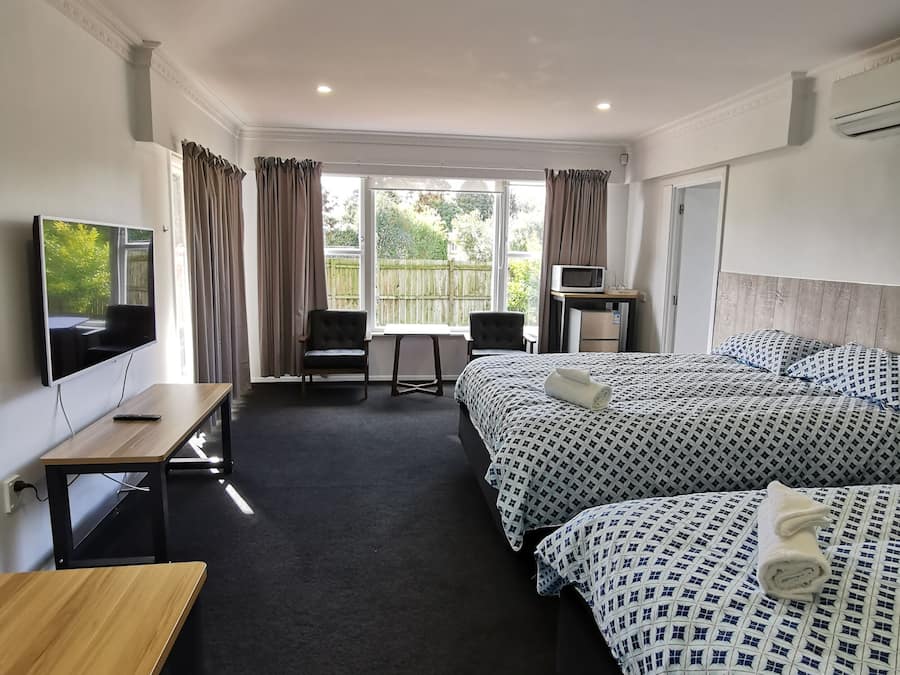 Familieværelse - privat badeværelse | 1 soveværelse, mørklægningsgardiner, gratis Wi-Fi, sengetøj