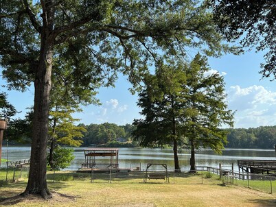 Beautiful views and lake front home on Toledo Bend! Fish right of the dock!
