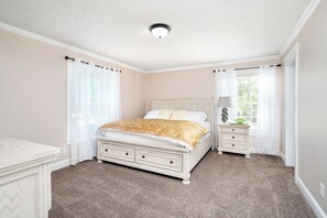 3 Schlafzimmer, Zimmersafe, WLAN, Bettwäsche