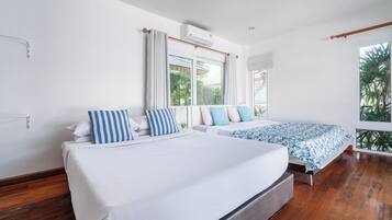 4 bedrooms, free WiFi, bed sheets