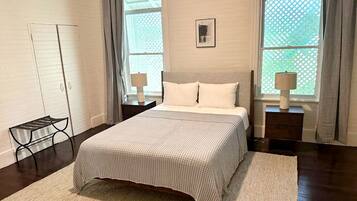 4 camere, Wi-Fi gratuito, lenzuola