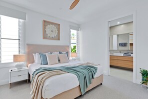 Superior House | 3 bilik tidur, Wi-fi percuma, cadar katil