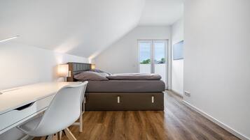 4 sovrum, strykjÀrn/strykbrÀda, gratis wi-fi och sÀngklÀder