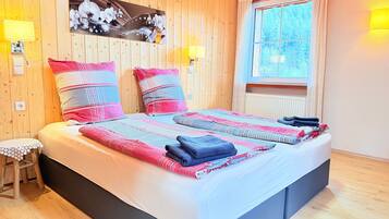 2 camere, ferro/asse da stiro, Wi-Fi gratuito, lenzuola