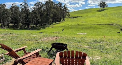 Tanjanerup Chalets "Clementine"
Farm Stay, Meet Larry, Clementine, Lady & Floss