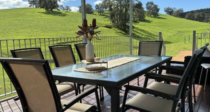 Tanjanerup Chalets "Clementine"
Farm Stay, Meet Larry, Clementine, Lady & Floss