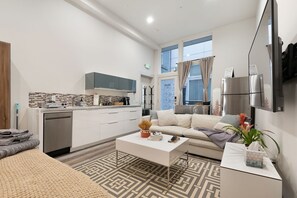 تلفزيون ذكي