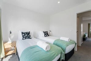 2 chambres, fer et planche Ă repasser, Wi-Fi, draps fournis