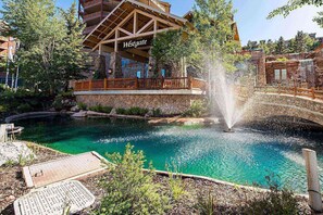 Luokittelematon kuva, 3 kautta 49, painike