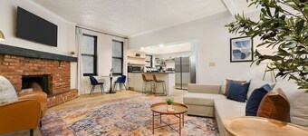 2 King Beds, Walkable Condo in Mexican War Streets