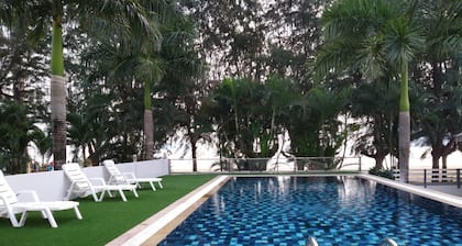 Laem Sing Natural Beach Resort