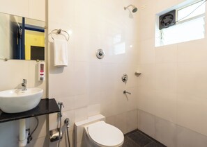 Standard Room | 1 bedroom, laptop workspace, free WiFi