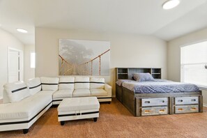 6 bedrooms, in-room safe, iron/ironing board, free WiFi