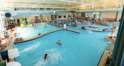 Cozy 5bdrm Haven in the Heart of Gillette 5 Min from Downtown- FREE Pool Passes!