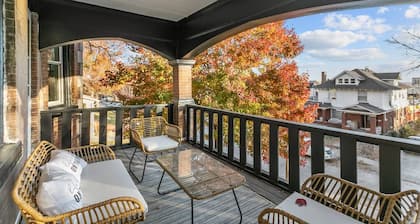 Renovated 5BR/4BA Home Near Country Club Plaza | Ideal for Families & Groups