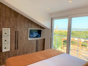 3 Schlafzimmer, Zimmersafe, Bügeleisen/Bügelbrett, Reisekinderbett