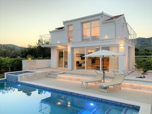 Outdoor pool, a heated pool