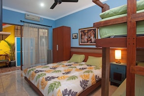 Family Double Room | Desk, free WiFi, bed sheets - Urban Haven Sanur (Denpasar)