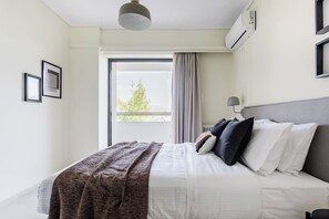 2 bedrooms, desk, iron/ironing board, free WiFi - Radiant 2BR Apartment in Neo Psichiko (Neo Psichiko)