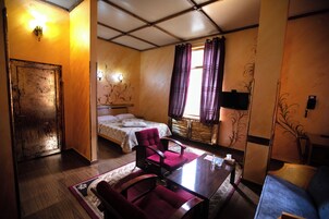 Standard Triple Room | Free WiFi, bed sheets