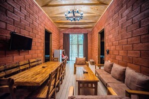 Dining room - Haghartsin Hotel and Restaurant (Dilijan)