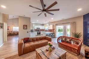 Smart TV, fireplace, table tennis